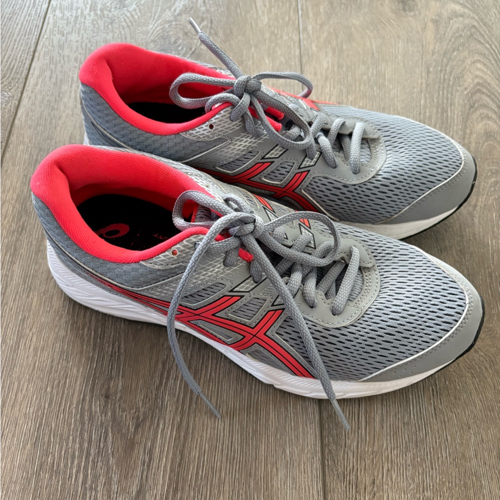 ASICS Running Shoe